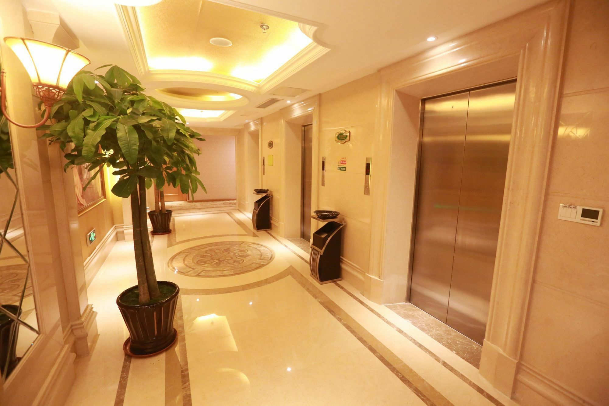Vienna International Hotel Shenyang Railway Station Zewnętrze zdjęcie